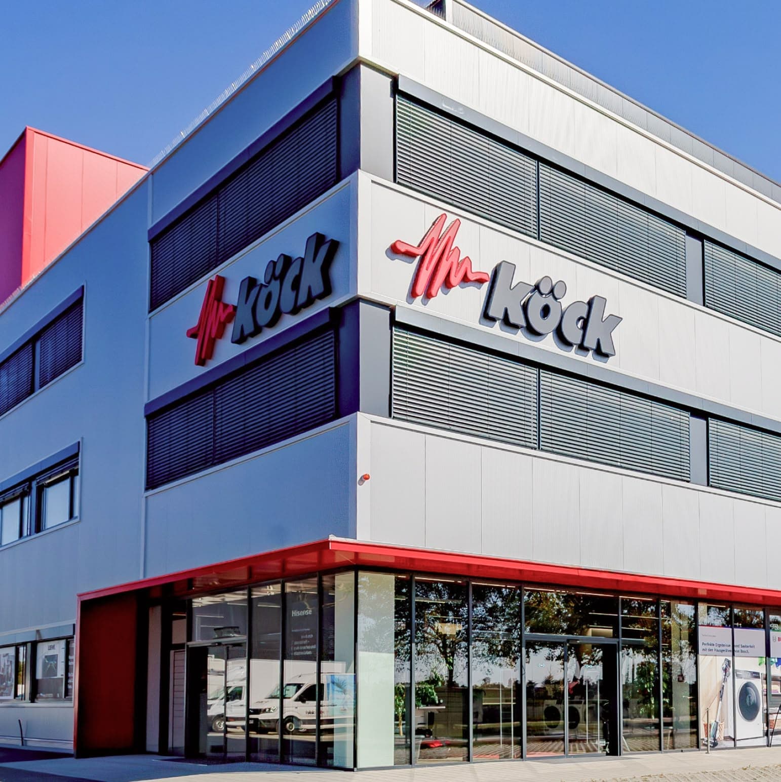 Firmengebäude von Elektro-Shop Köck mit dem Schriftzug an der Fassade